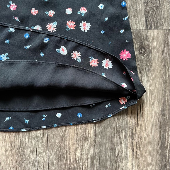 Reitmans Floral Tank Top Sz M - Picture 3 of 4